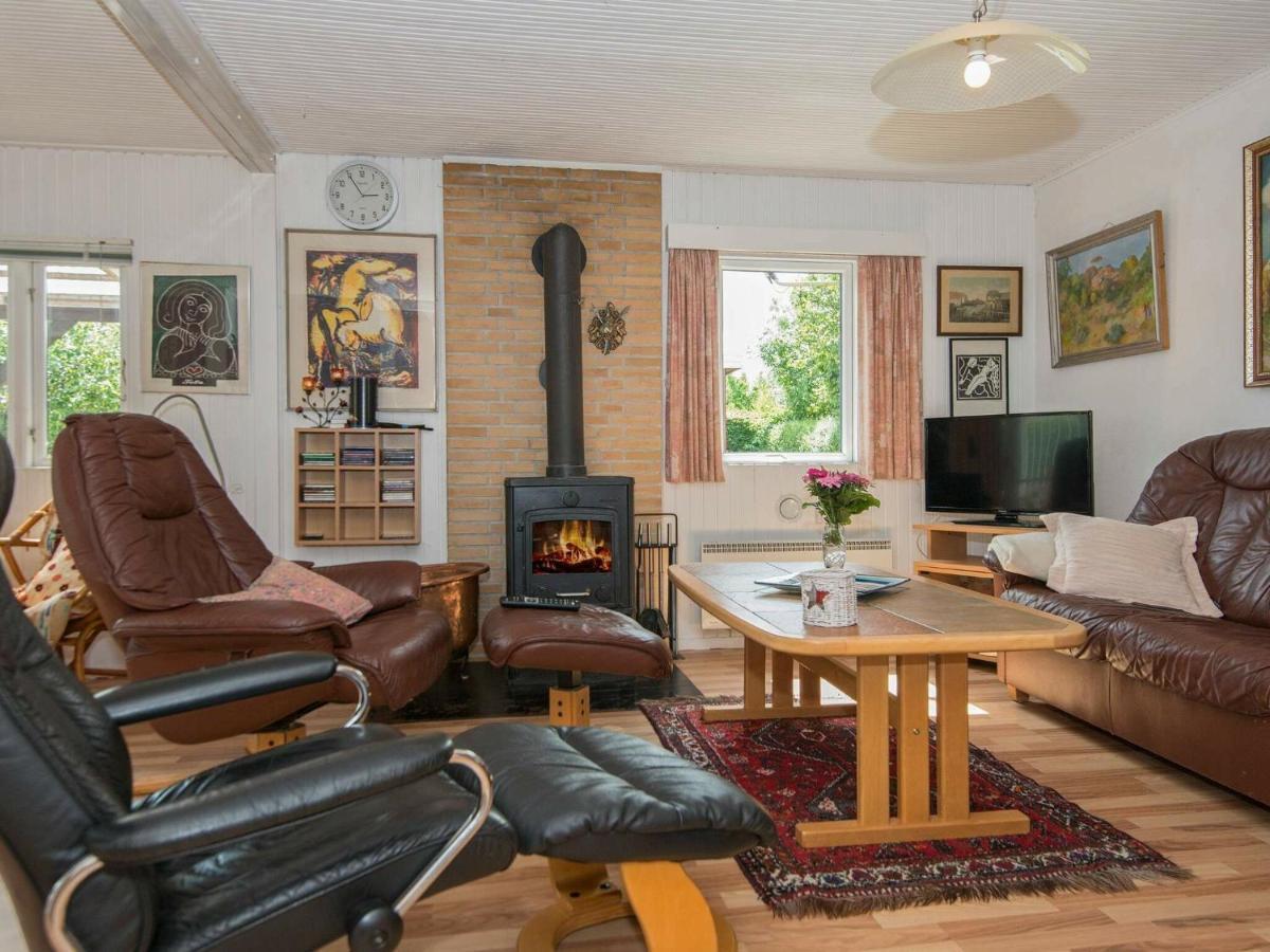 4 Person Holiday Home In Haderslev Exteriör bild