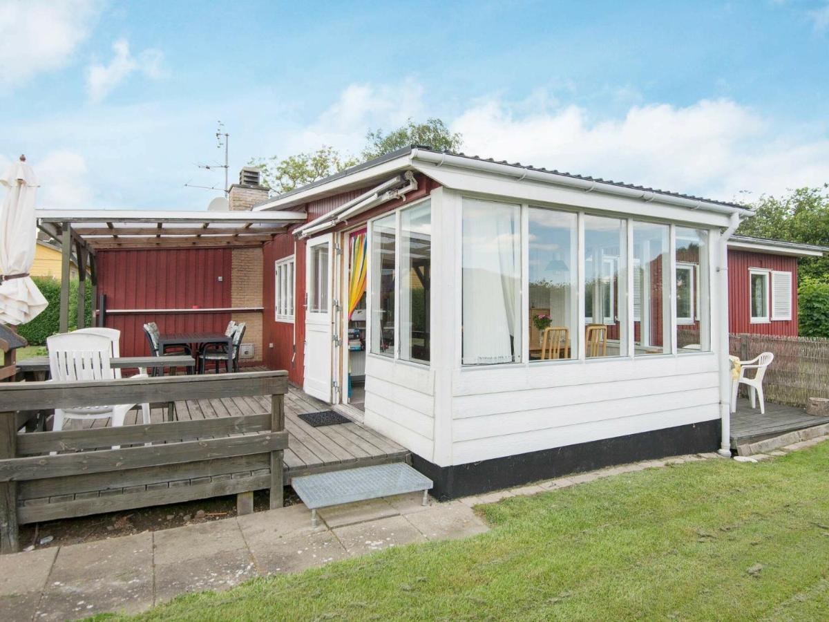 4 Person Holiday Home In Haderslev Exteriör bild