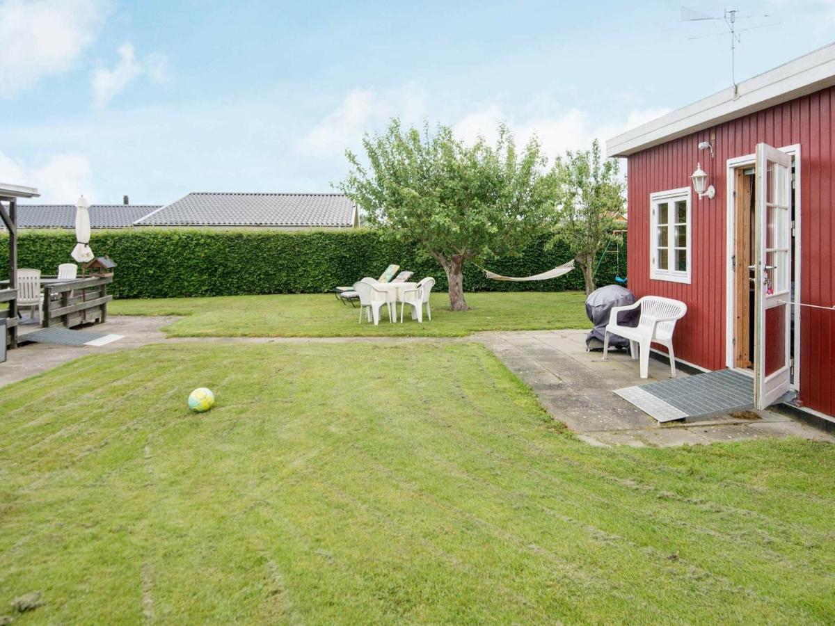 4 Person Holiday Home In Haderslev Exteriör bild