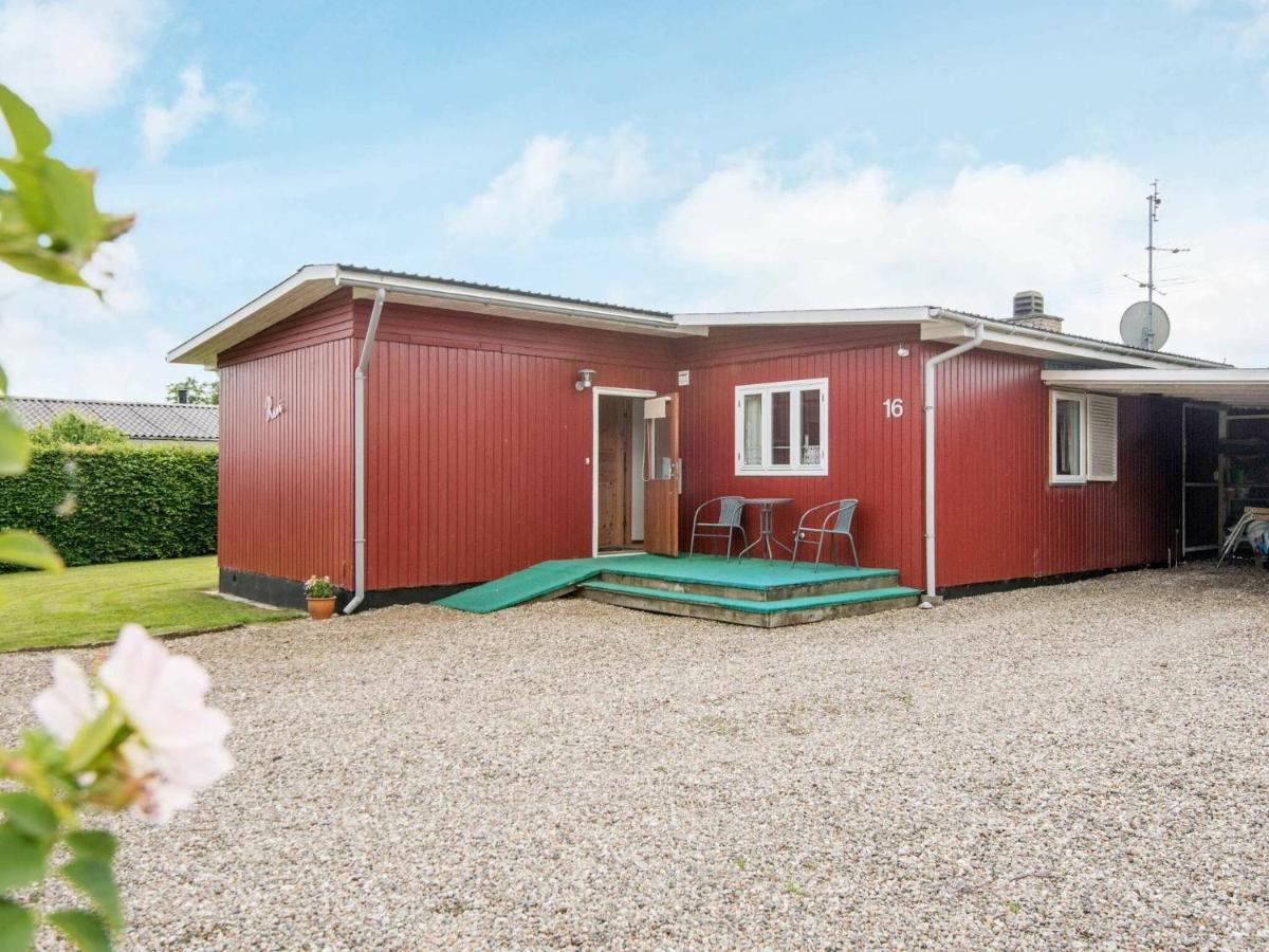 4 Person Holiday Home In Haderslev Exteriör bild
